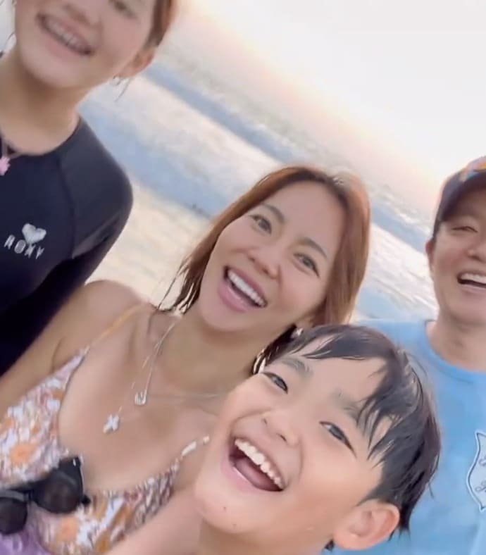 이윤진, 이범수 가족