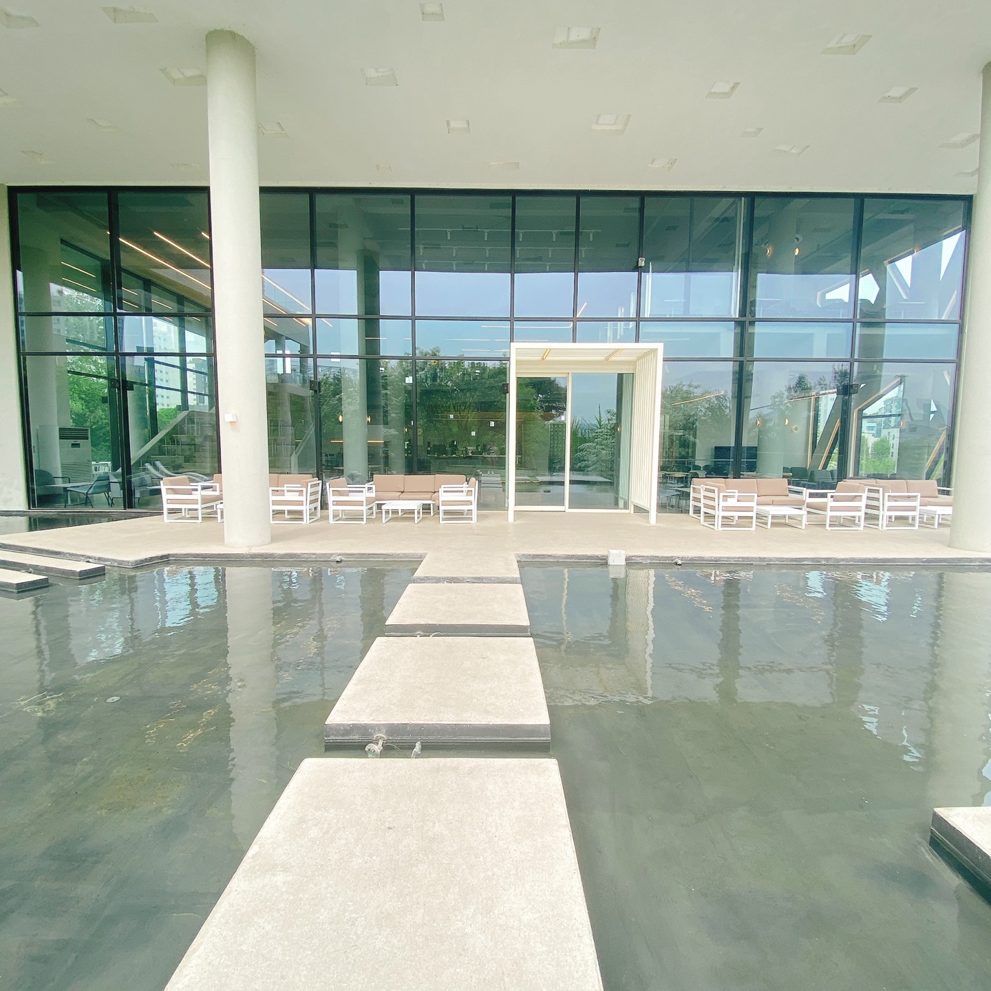 대전 대형베이커리 카페 크로넛 유성공원 에이트 aight