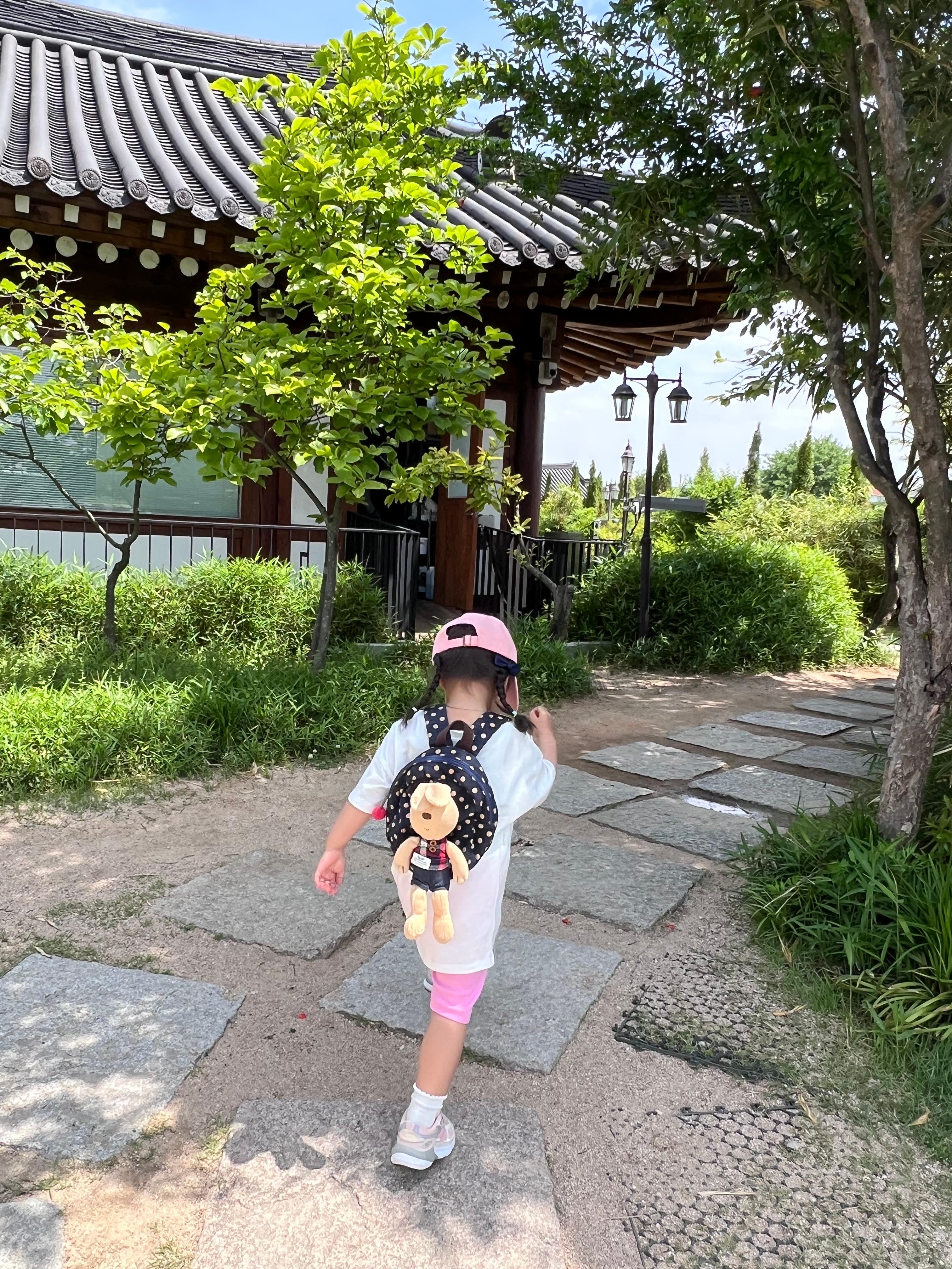 듀포레 대형카페 입구