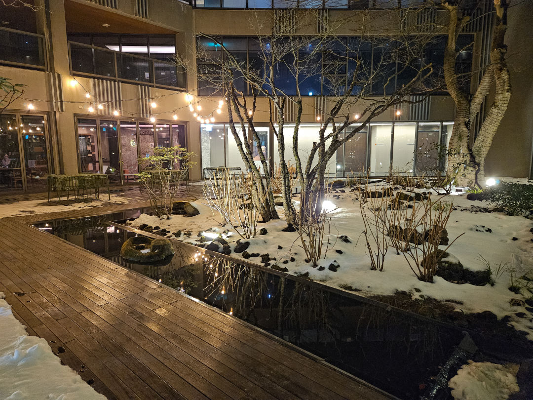 디아넥스 호텔 정원