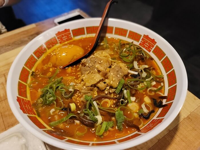차돌박이 짬뽕라멘