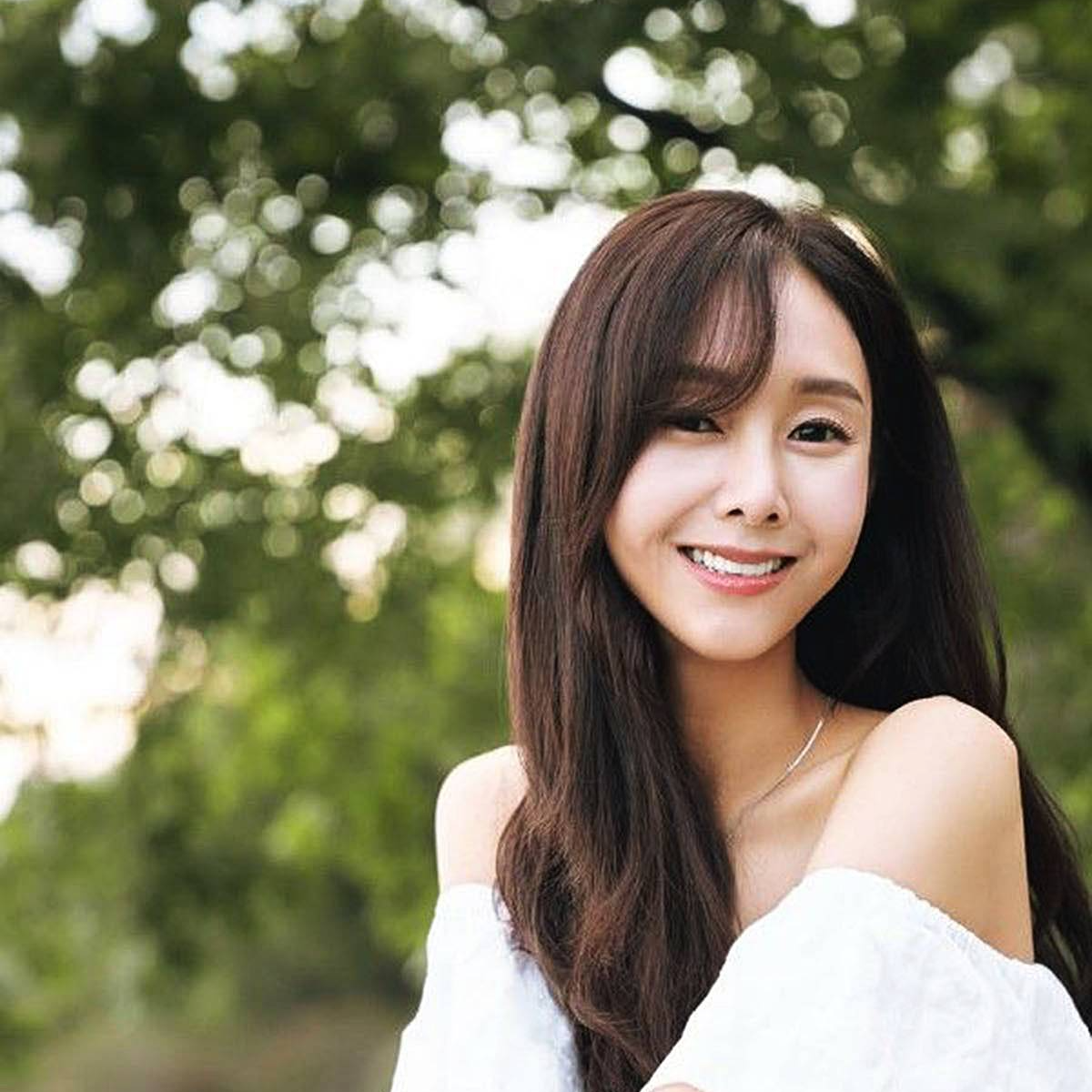 가수-지나