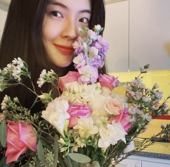 이선빈 꽃다발