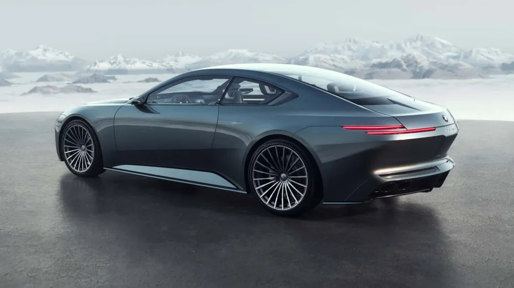 BMW 이되 알피나의 감성을 품은 바디
