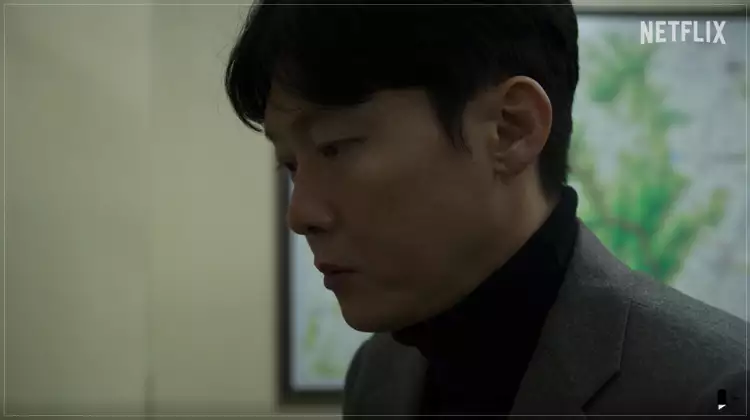 넷플릭스-시리즈-선산-성준의-보고서를-발견한-반장-상민