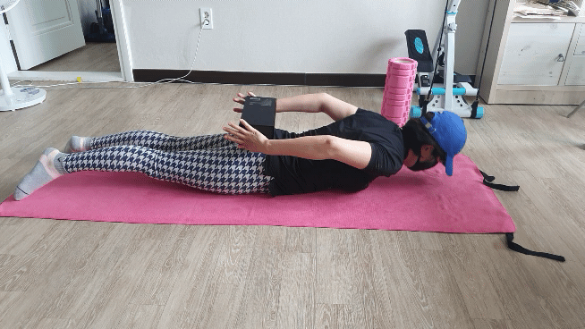 팔뚝살 빼는 운동