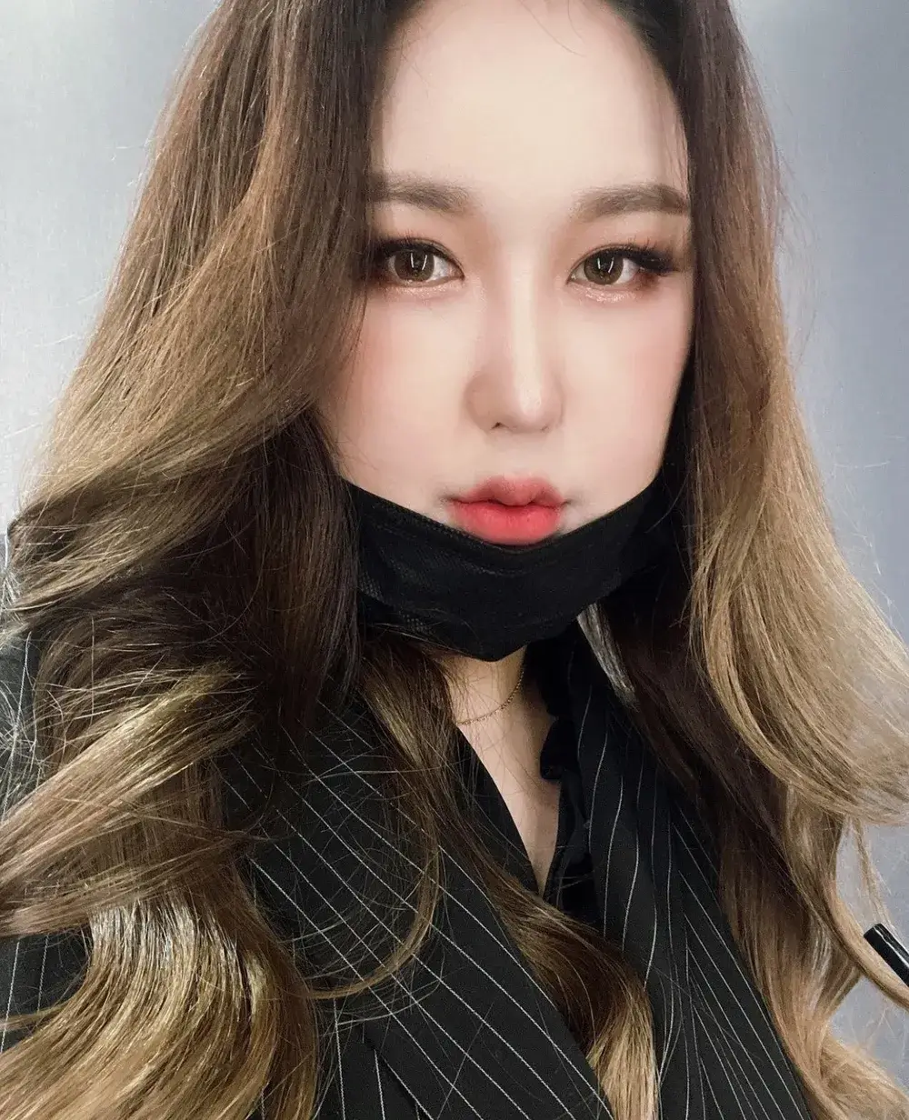 풍자/ 트렌스젠더/ 과거사진/ 몸무게/ 남자시절/ 성전환수술/ 군대(+인스타)