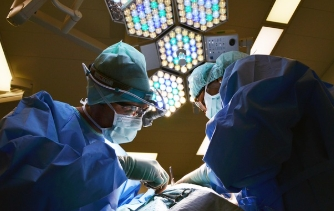 건강을 해치는 나쁜 습관 10가지! 무심코 하는 행동 체크리스트