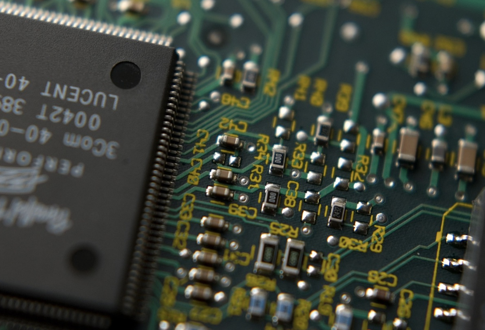 삼성전자·SK하이닉스 급락, 반도체 악재일까? 글로벌 자금 흐름의 문제일까