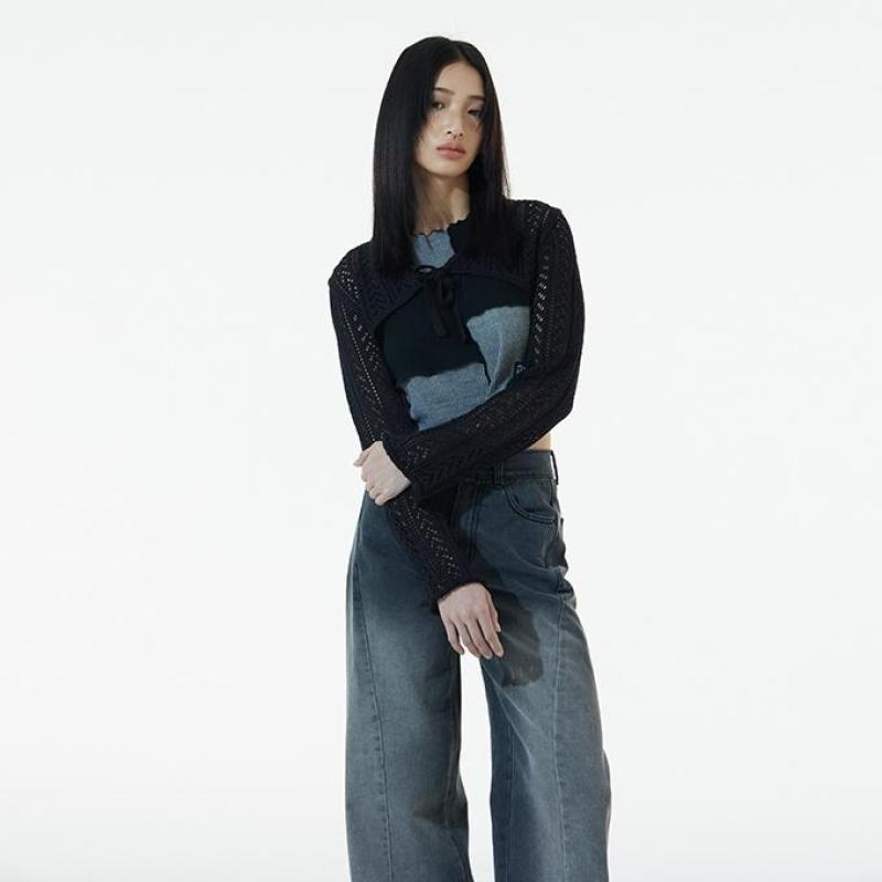 앤디아더 블랙 라이트 웨이트 크롭 가디건