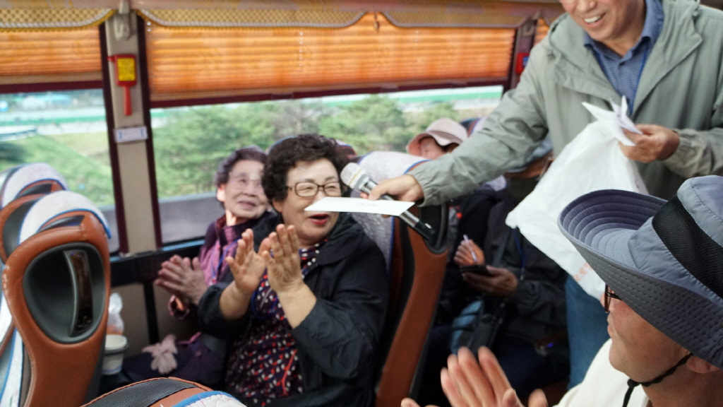 img.jpg?credential=yqXZFxpELC7KVnFOS48yl