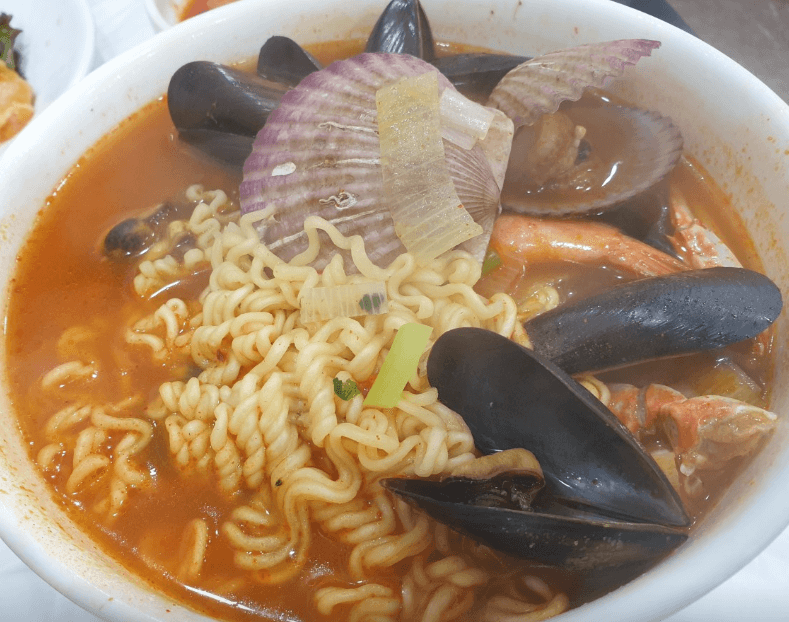 생방송투데이 동대문 모둠회 맛집 정보