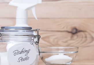 곰팡이 제거 방법: 베이킹소다 활용