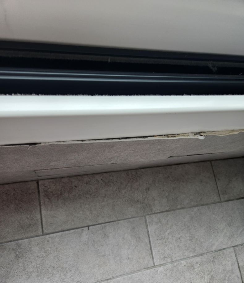 셀프 타일 보수