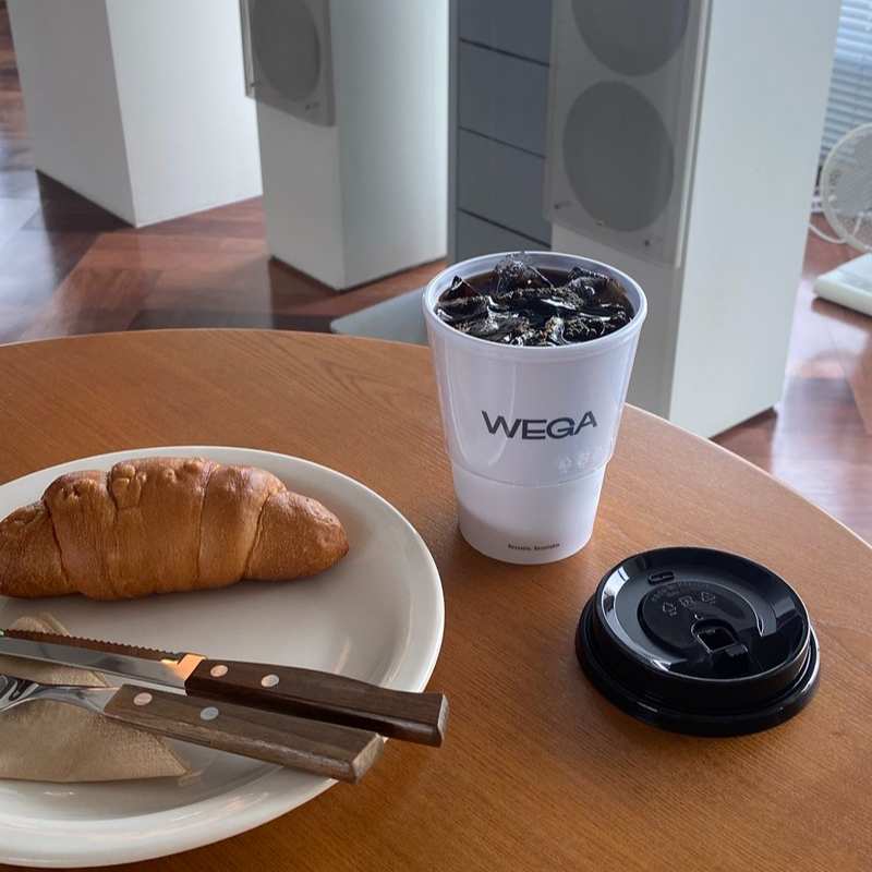 소금빵-아메리카노