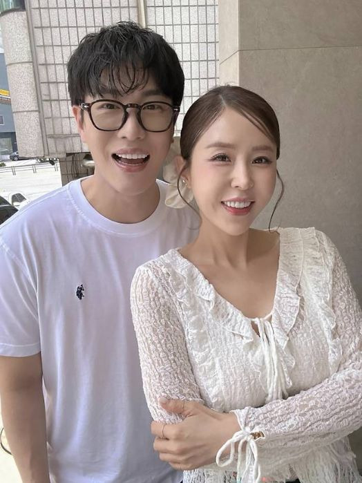 신지&hearts;문원 나이&middot;프로필&middot;신혼집&middot;돌싱 논란 총정리: 결혼 발표 후 생활고 고백?