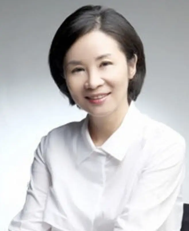 김자영 아나운서