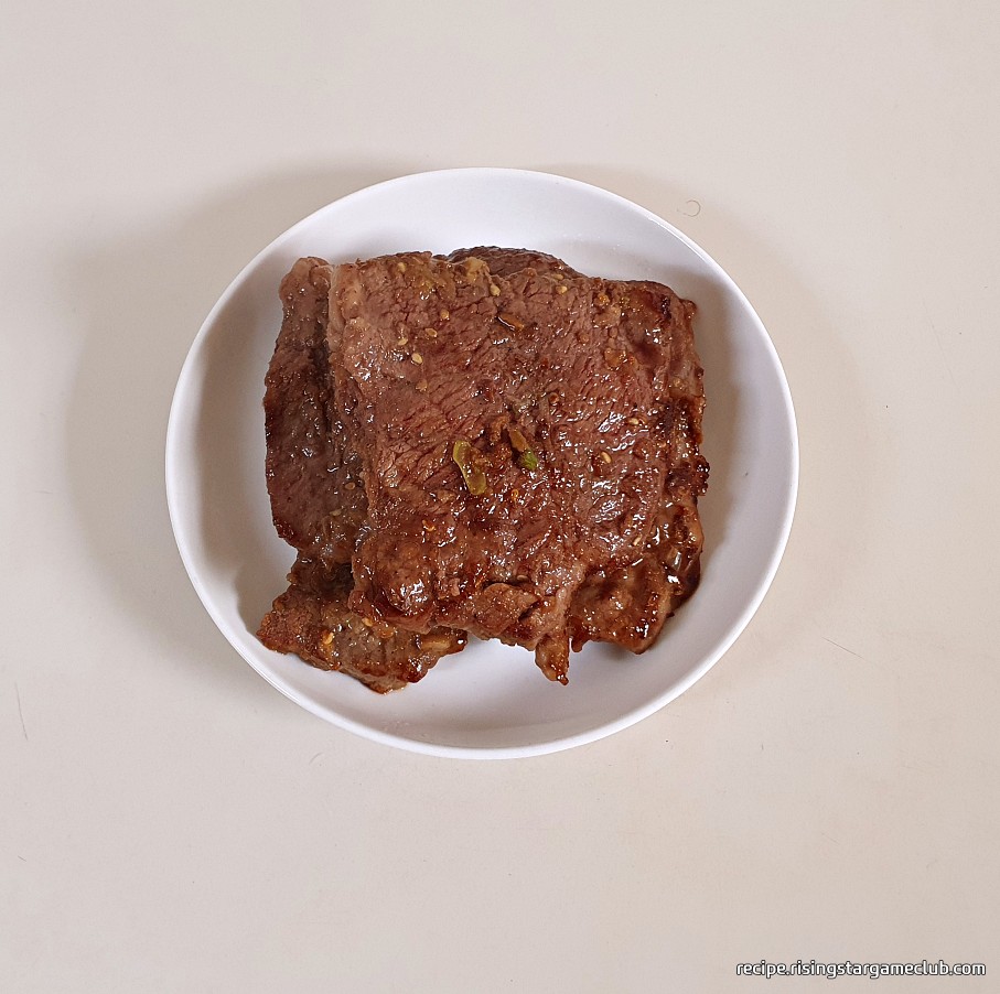 명절에 사용할 맛있는 소고기 산적이 완성된 사진