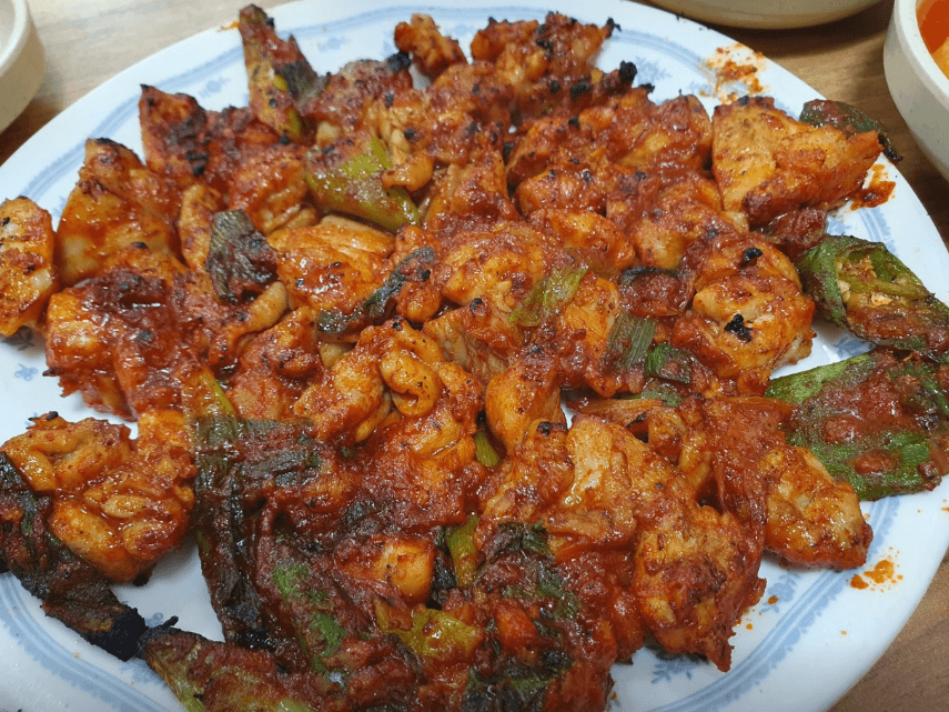 토밥 토요일은 밥이 좋아 석쇠 돼지불고기 오징어불고기 경주