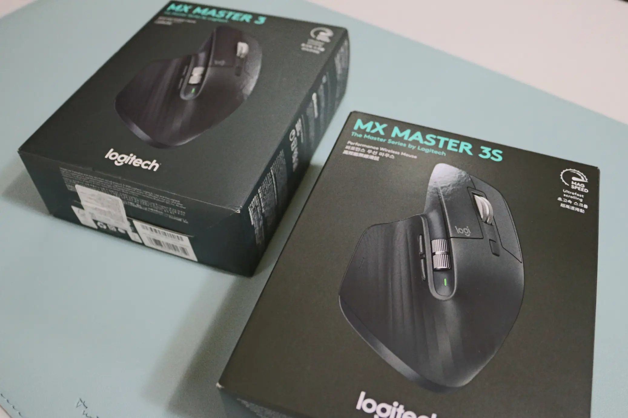 MX MASTER 3S와 MX MASTER 3 포장 비교