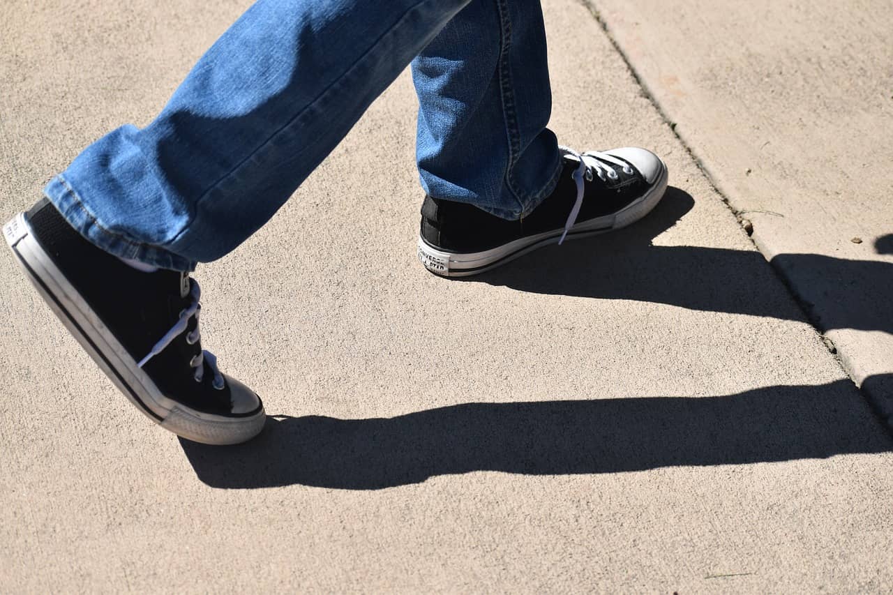 스니커즈 착용 방법