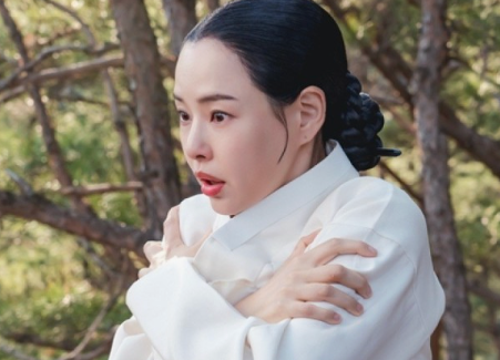 밤에 피는 꽃 드라마 등장인물 조여화(이하늬)