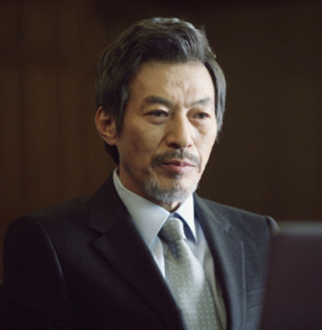 김갑수 아이리스