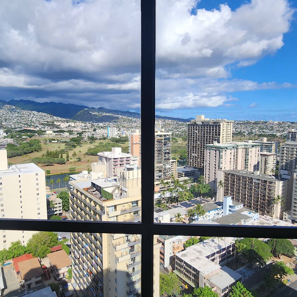 하얏트-센트릭-와이키키-비치-호텔에서-바라보는-시티뷰-사진