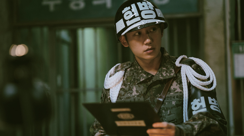 지금 우리 학교는 엇갈린 해외 반응?