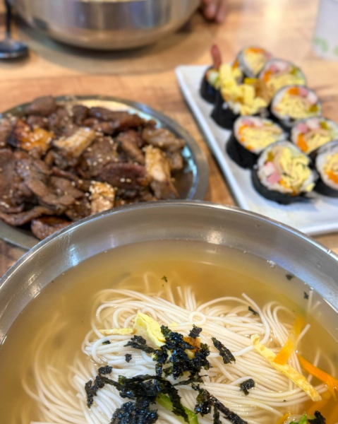 가격파괴 Why 잔치국수 2900원