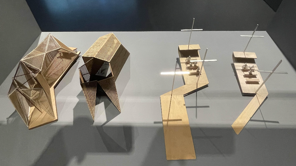 바티칸 예배당, 교황청 파빌리온 대안3