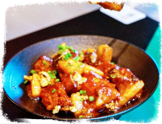 줄서는식당 중식당 차우미엔 몽골리안 비프 방방면 압구정 도산공원 맛집