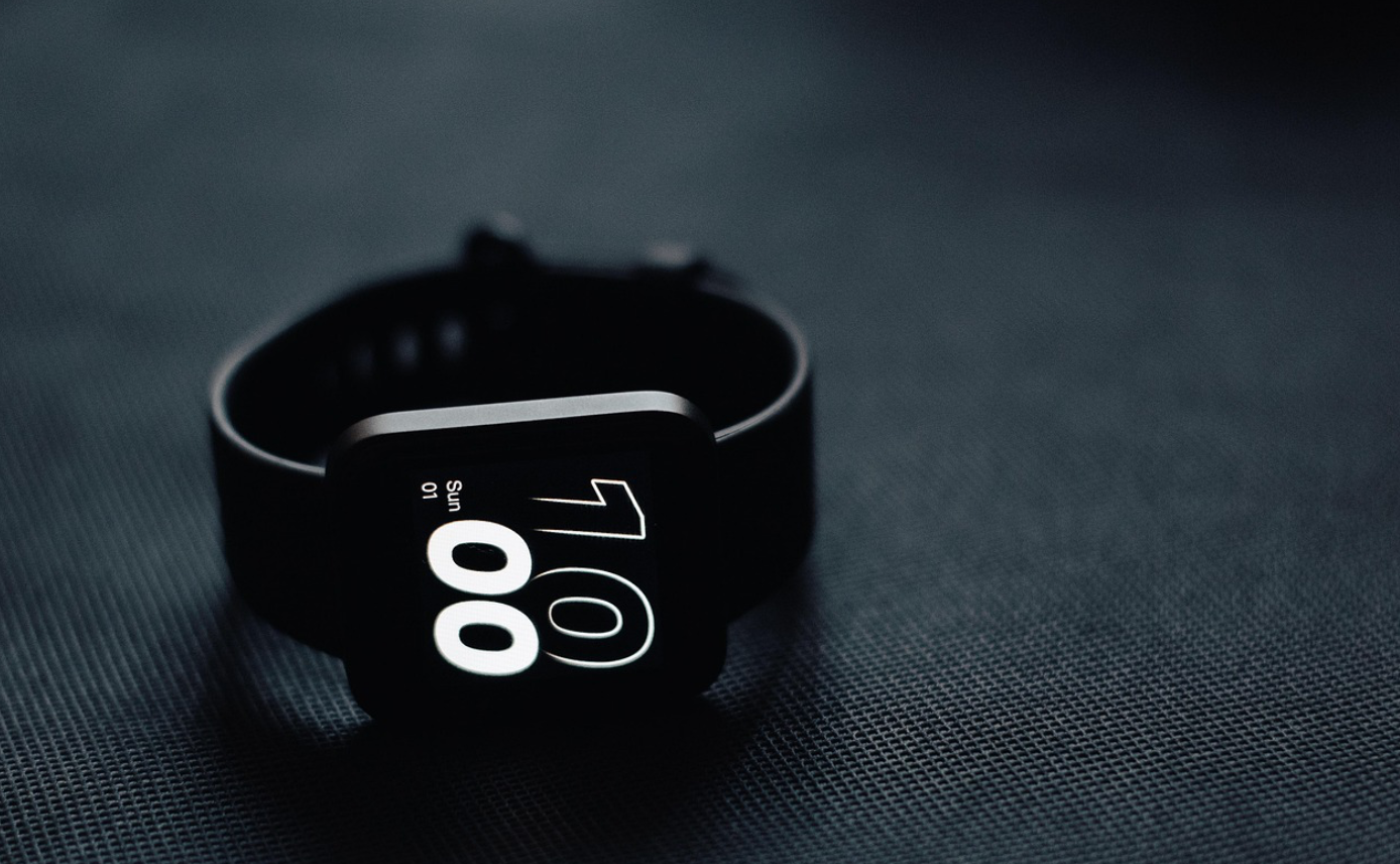 웨어러블 기기와 AI의 결합을 통한 실시간 건강 모니터링