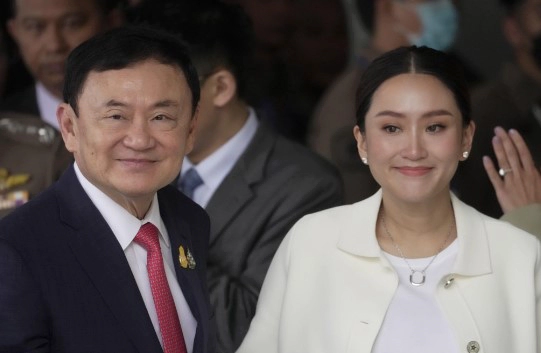 패통탄 친나왓 프로필 나이 학력 가족 | 태국 탁신 총리 딸 패통탄 신임 총리 선출 배경