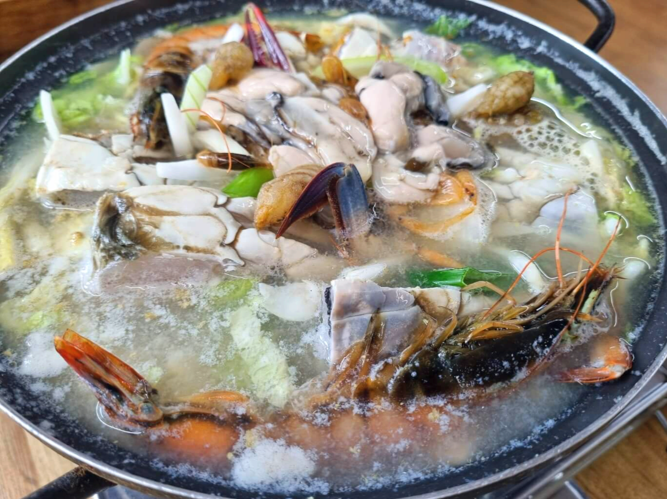 원조뚝배기식당-게국지안의-굴