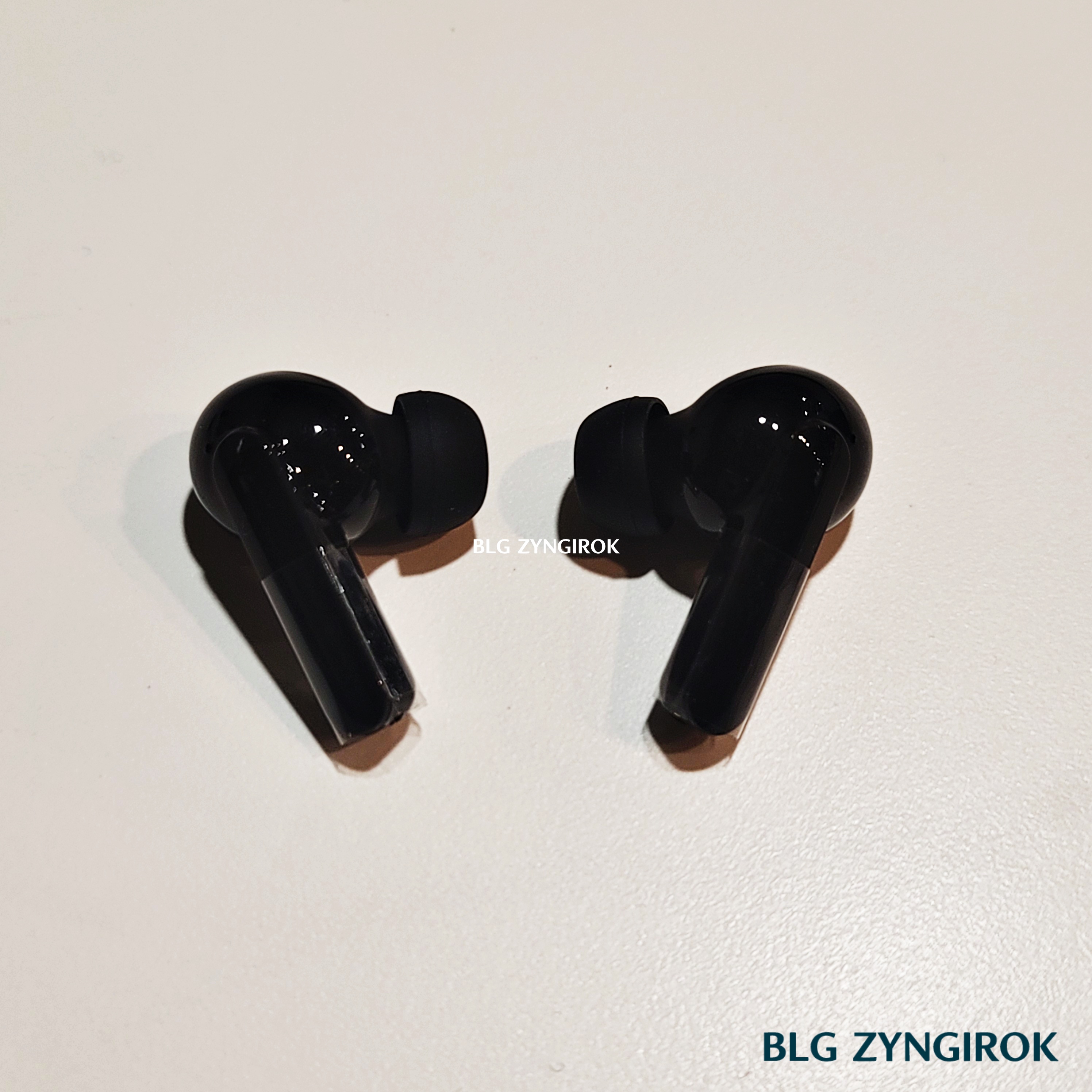 QCY-T11-비닐포장된-이어버즈