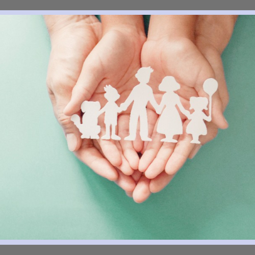 어른손안에 아이손안에 가족 이미지