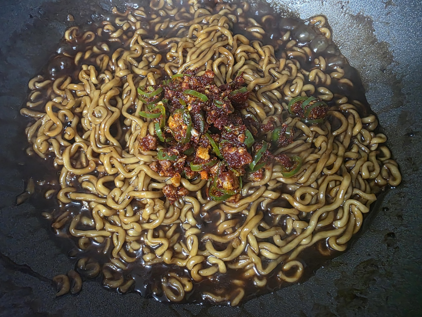 고추기름과 면 합체