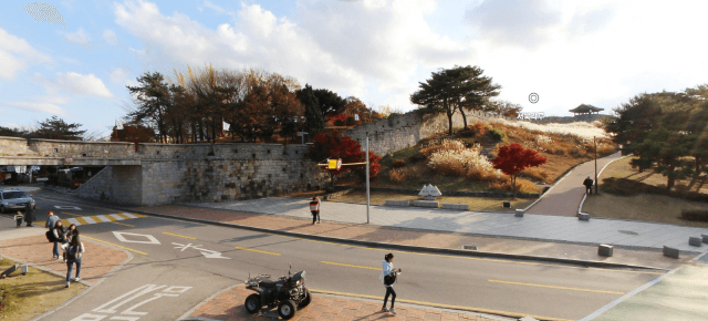 수원&middot;용인 단풍 명소 BEST 5 : 광교호수공원&middot;수원화성&middot;용인민속촌&middot;에버랜드&middot;용인자연휴양림