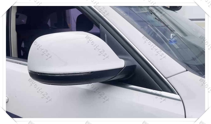 아우디 Q5(1세대) 조수석 사이드미러 정면부 수리 전 후