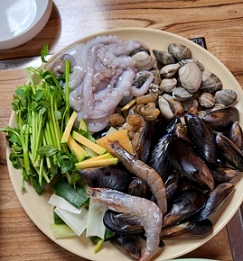해물조개전골