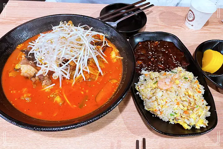 최고의 해장 음식 숙주 차돌 짬뽕 수원 영통 맛집 추천