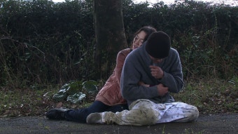 영화 봄밤 장면