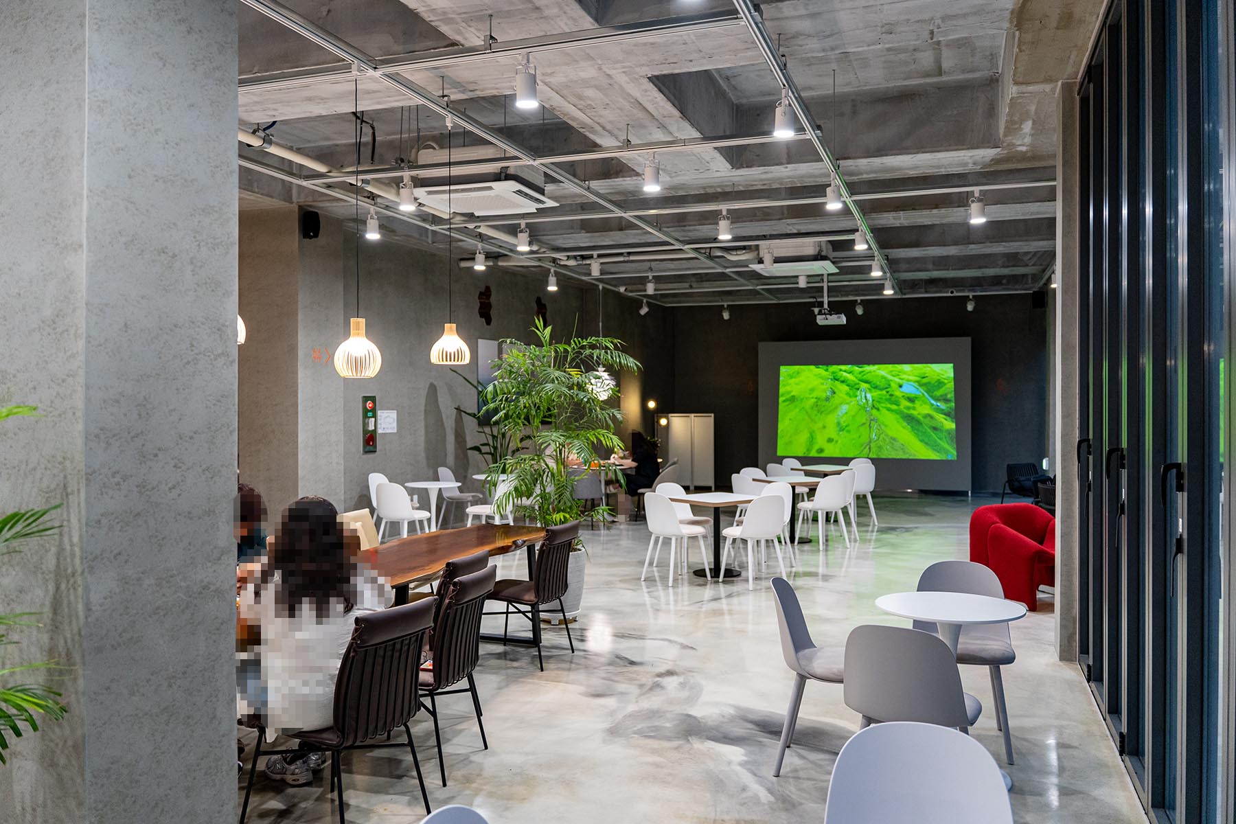 만덕 카페 카프리초 2층