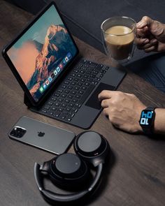 입술이 마르는 이유 입술 건강 상태 입술 갈라짐 마름 치료법