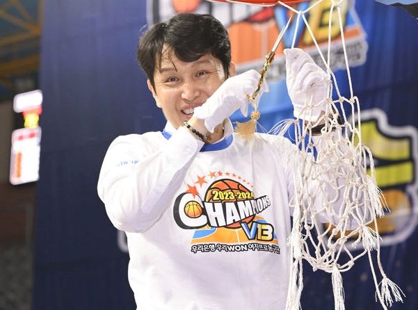 여자농구 챔피언결정전 우리은행 우승 영상