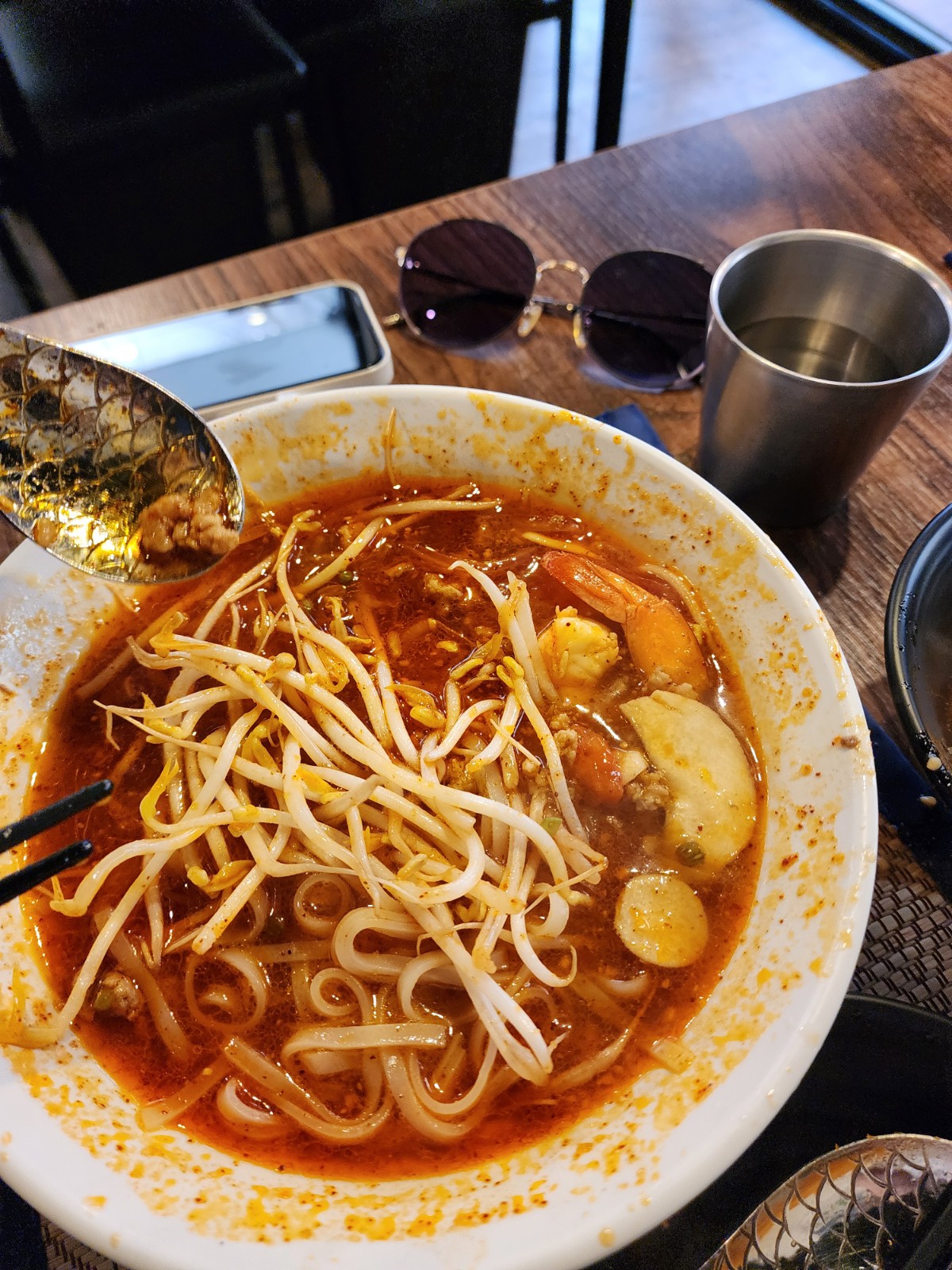 똠양 쌀국수