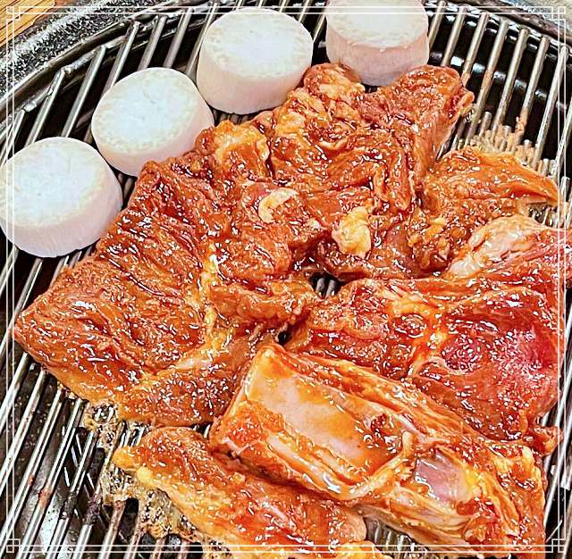 마포 공덕 맛집 냄새부터 미치게 만드는 돼지갈비