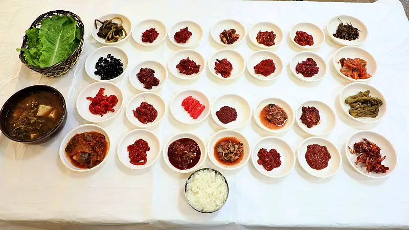 이만기 동네한바퀴 시즌2 젓갈 익어가는 동네, 강경읍 20종 젓갈 백반 추천 논산 강경 맛집 소개