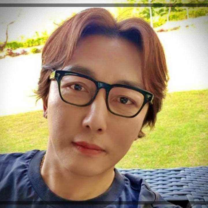탁재훈-셀카